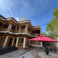Nubra House، فندق في ليه