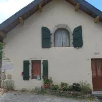 Maison entière avec vue magnifique, hotel en Chaumont
