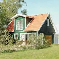 Charming House At Häckeberga Nature Reserve, отель рядом с аэропортом Аэропорт Мальмё Стуруп - MMX в городе Svedala