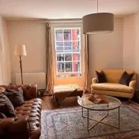 Catherine Hill House Grade 2 Listed Apartment, Frome, готель у місті Фром