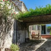 Domu de mannai - Casa vacanze in Sardegna, готель у місті SantʼAndrea Frius
