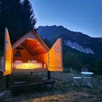 StarsBOX - La Vrata Gialla, hotel en Montemaggiore