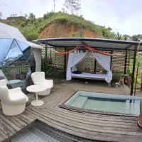Glamping Paraiso، فندق في San Roque