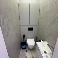 АК-кеме, hotel Osh Airport - OSS környékén Osban
