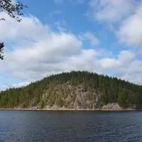 Mini cottage by lake Saimaa, hotel u gradu Enonkoski