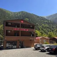 Uzungöl İnci Otel 2, ξενοδοχείο σε Çaykara