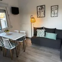 Calm house, hotelli kohteessa Nees Kidonies