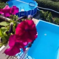 Lux Apartmans-VILA MALI RAJ, hotel v destinácii Udovice