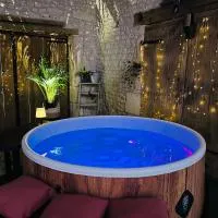 Studio de charme à la campagne & SPA privatif pour deux, hotel v destinácii Saint-Maurice-de-Laurençanne