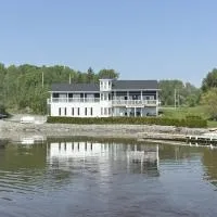 Haileybury Lakehouse, hotel a Haileybury
