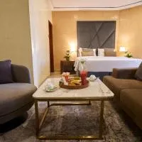 Almadies Prestige, hotel em Parakou