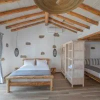 Erifi Luxury Suites, hotel v destinácii Armenistis