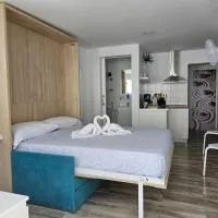 El Caramelito 2 Estudio con cama abatible, ξενοδοχείο σε San Bartolome