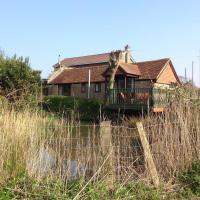 Stable Cottages