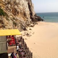 Beach front apartment 1, hotel en Sagres