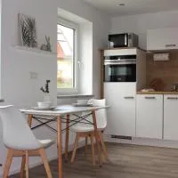 Apartment mit Küche, 2 Einzelbetten, Dusche, Parkplatz, schnellem Internet, ADA7, hotel en Kulmbach