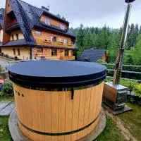 Pod Gorcami, khách sạn ở Waksmund