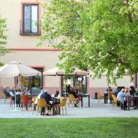 Hotel Real Balneario Carlos III, hotelli kohteessa Trillo