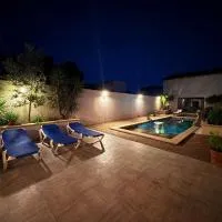 AMAIRADOU maison de vacances, hotel em Villetelle