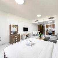 Studio - luxury, next to the beach, hotel poblíž Al Hamra Seaplane Base - RHR, Rás al-Chajma