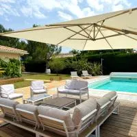 Arès, Villa Mapouchet, piscine, hotel u gradu 'Arès'