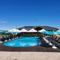 Camping Amazing Village、Klisurski Manastirのホテル
