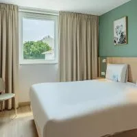 Kyriad Anglet - Biarritz, hotel v destinaci Anglet