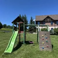 Apartmány Na Rozcestí, khách sạn ở Lomnice nad Popelkou