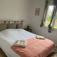 Le Bonheur Normand à la Mini Ferme, hotel v destinácii Bournainville