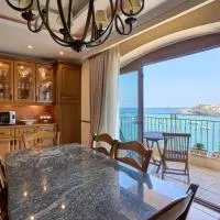 Seafront Luxury Apartment, hotel em Marsaskala