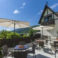 Pension Rehschopp, hotel u gradu Ediger-Eler
