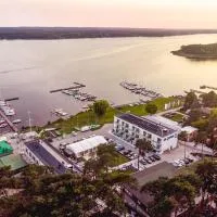 Marina Sława, hotel Sławában
