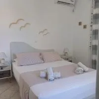 Amalthea Schinousa: Schoinoussa şehrinde bir otel