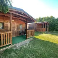 Autocamp Free Star - Chatky a Bungalovy, hotel em Strachotín