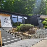 孫六温泉六庵, hotel di Senboku