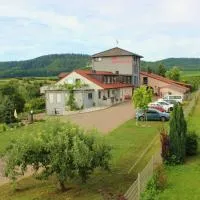 Gaestehaus Zum Wolffenturm, hotel a Lehrensteinsfeld