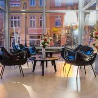 Hotel Ratuszowy โรงแรมในฮอยนิตแซ