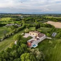 Relais Corte Baruzzo, hotell sihtkohas Volta Mantovana