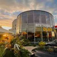 Zajazd Okalina, hotel v mestu Opatów