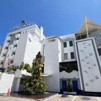 Hotel Leblanc Suites、Puerto La Cruzのホテル
