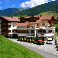 Hotel Stolz, hotel v mestu Matrei am Brenner