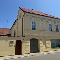 Apartmány U Devíti Lvů, ξενοδοχείο σε Bechyne