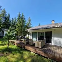 Rõmeda puhkemaja saunaga, hotel en Rõmeda