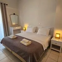 Bungalow White Apartments, Hotel in Polychrono