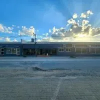Hotel Nhungue & Shopping Lda – hotel w Tete
