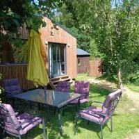 Charmant cocon avec jardin privé , proche Côte de Granit Rose, hotel en Cavan
