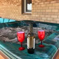 Cherry Holiday House, hotel em Khandria
