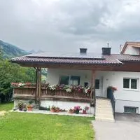 Nebenhaus Sagritzerwirt, hotel en Großkirchheim