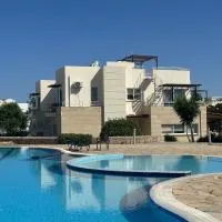 Esentepe Turtle Bay Village - The Boho Breeze Holiday Home, hotell i Aglantzia
