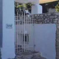 THE OLIVE MILL GUEST HOUSE, hotel em Lefkes